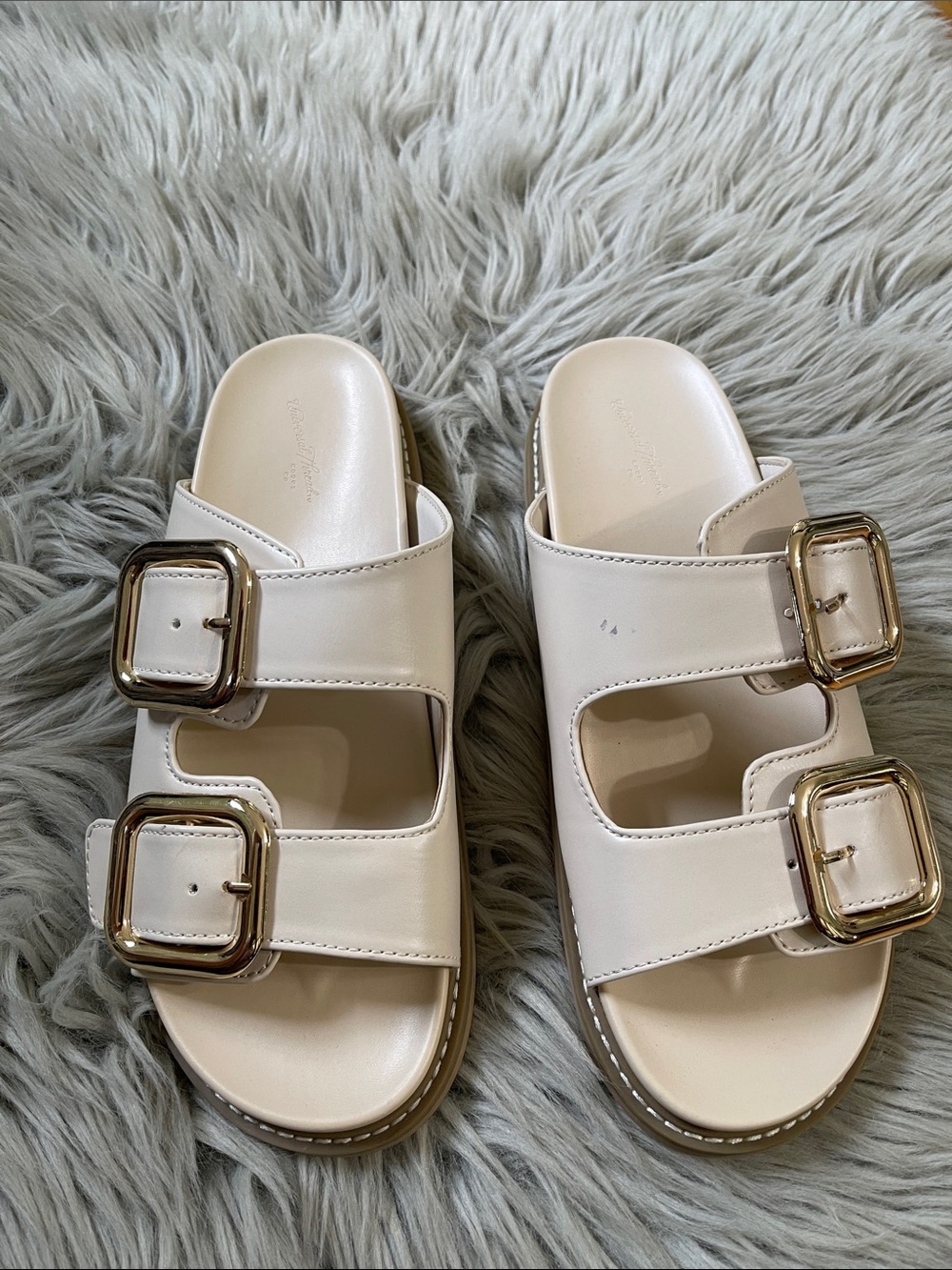 Universal Thread Cream Double Buckle Slide Sandals